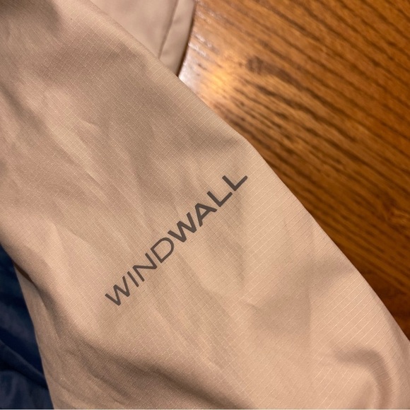 The North Face Wind Wall Windbreaker Size XS - Picture 3 of 4